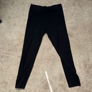 Black leggings